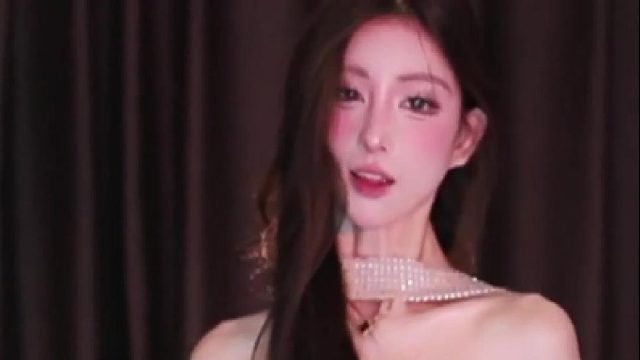 【聚优丶苏樱【青衫阁】】知性感