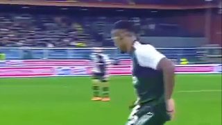 這是一個(gè)必須要載入史冊(cè)的頭球