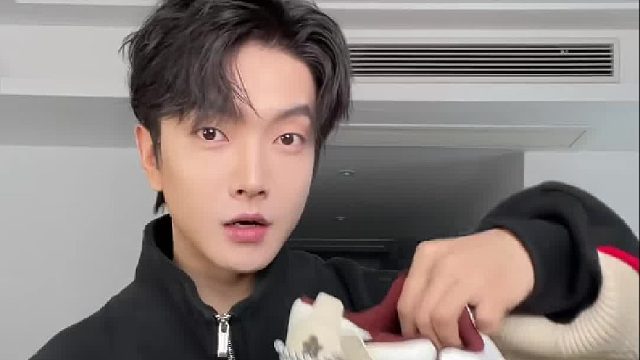 入秋之后的第一点复古红