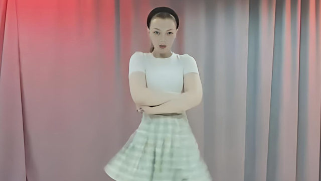 俄罗斯姑娘才艺表演24.04.18_烤肉(维多利亚)03