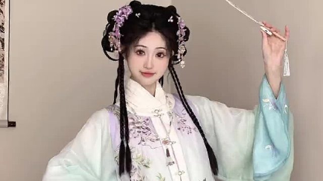 紫藤花元素｜我是人间客，闲来听花落。