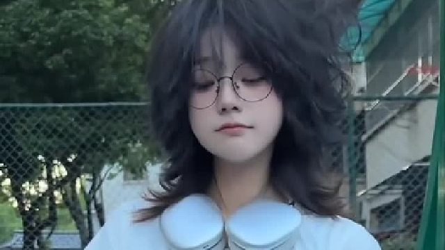 倚窗乖乖站，可爱与甜度一起在～