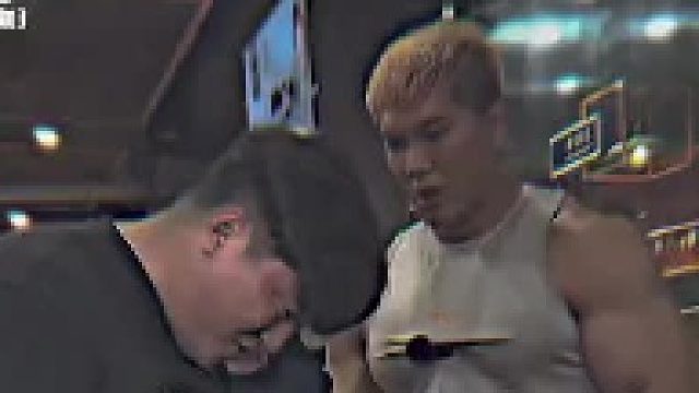 蛋白粉怎么能和钢筋混凝土比呢！