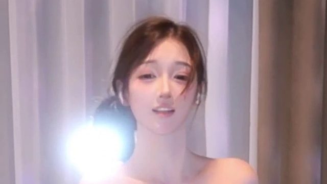 【AH丶凌菲】性感的天花板原来是小妈感
