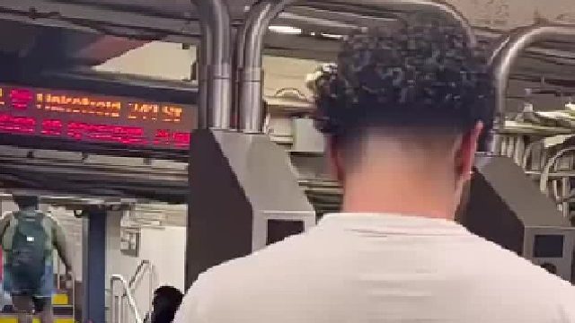 纽约地铁真是太有趣了