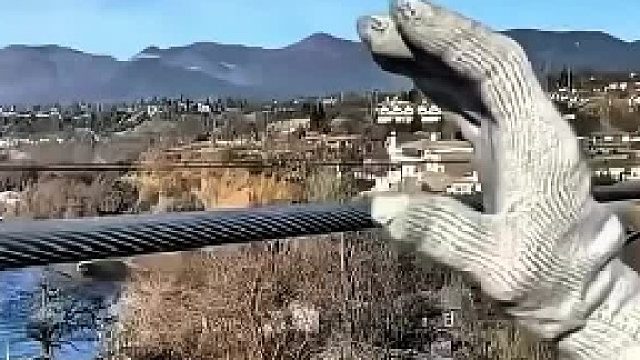 有没有电，用手摸一下就知道了！