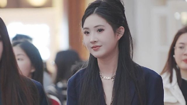 又美又飒的小姐姐~