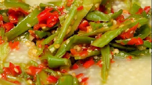 嘎嘣嘎嘣脆的剁椒贡菜，你吃过吗