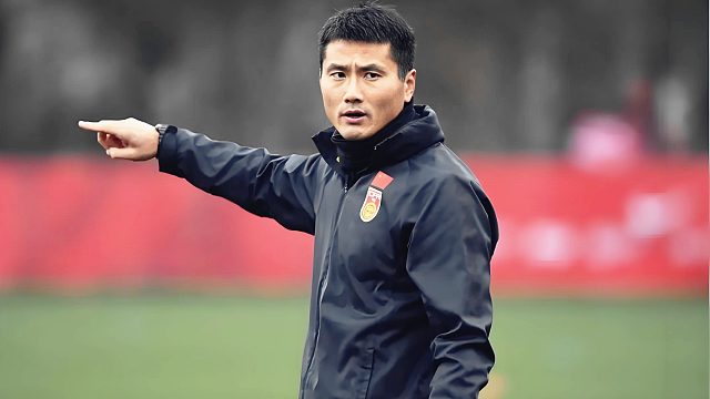 国足选帅出现变数？邵佳一成主要候选，名记吐槽程序是作秀！