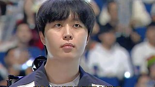 Doinb爆料LPL明年將會(huì)更難： LPL已經(jīng)有一個(gè)大贊助商撤資了， 只LPL沒(méi)有奪冠！