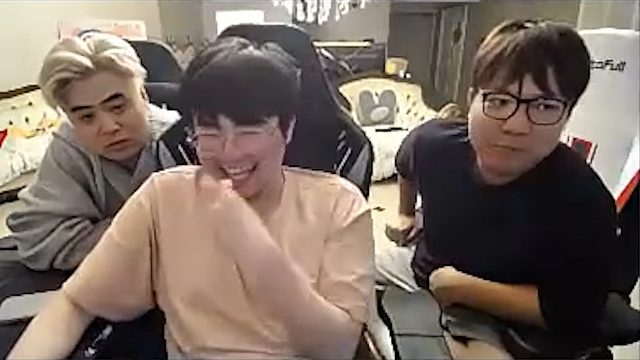 AJ传媒要并入姿态公会，姿态没回应，结果啃猪一句话直接爆了