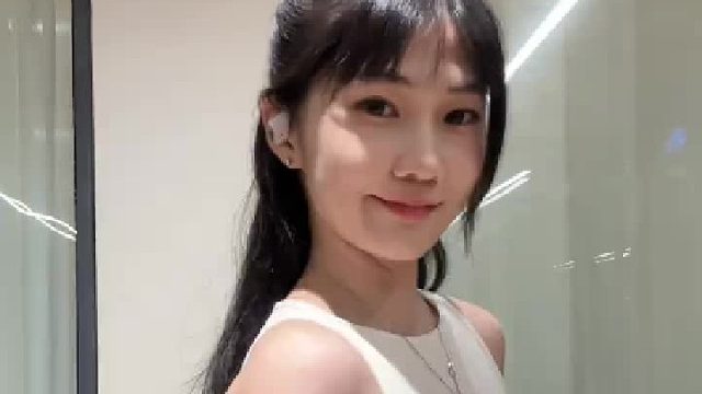 你可以有很多面 每一面都是你