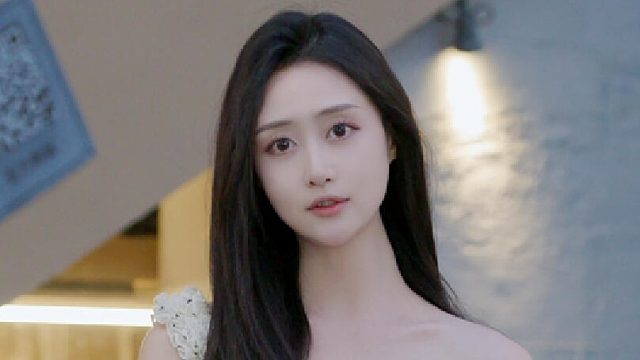 若即若离 忽远忽近