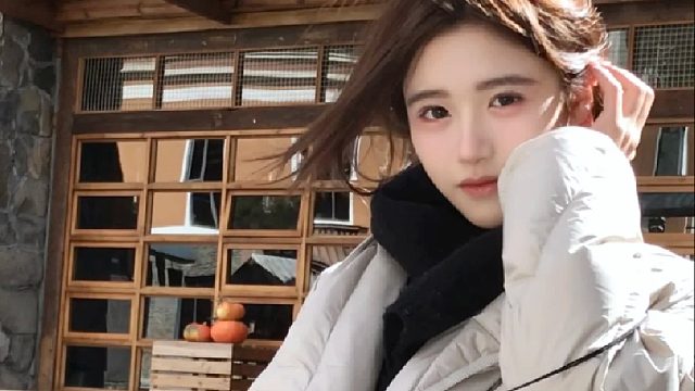 风中已悄然弥漫起冬日的丝丝寒意