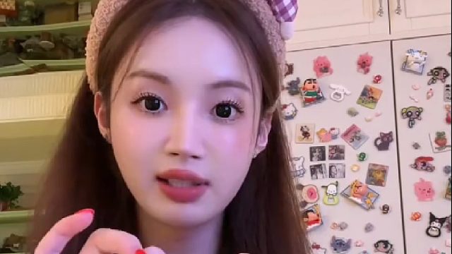 今天吃草莓巧克力福团