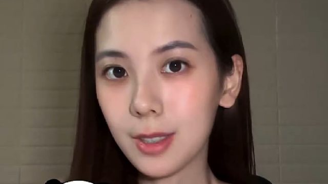 今天吃Lopia青酱鸡肉笔管沙拉 无骨咸酥鸡