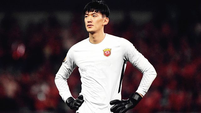 东亚区垫底！颜骏凌失误致丢球，海港4场不胜引发热议