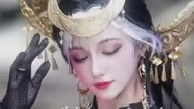 从做下决定开始 听到的憎言谩语 都是我应得的