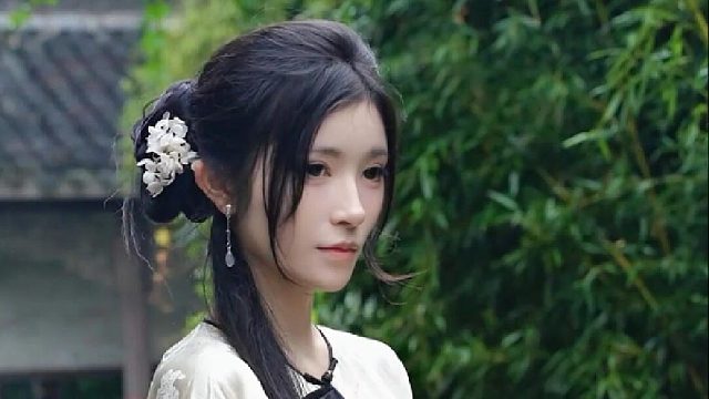 公子莅临，此地顿时蓬荜生辉，光彩照人