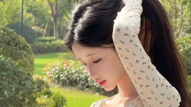 光携其独特来意，悄然降临世间