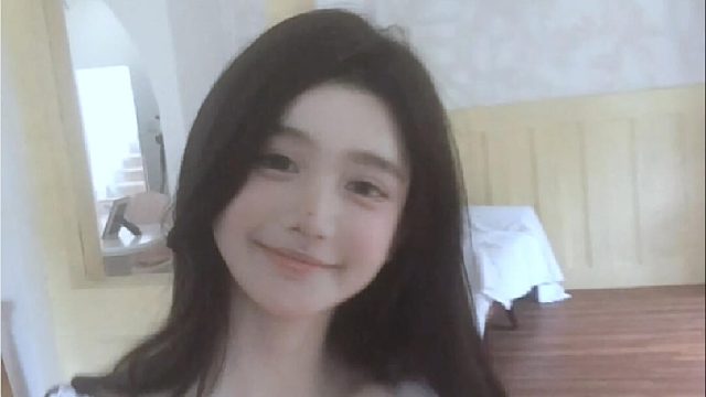 记忆似长线，蜿蜒伸展，勾起往昔时光