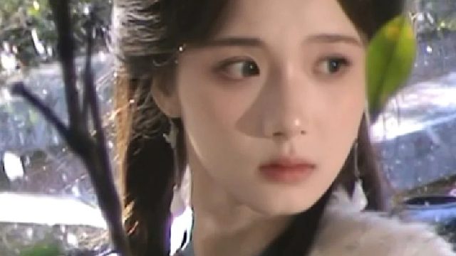 兰夫人“勉强开出来的花 闻着也是苦的”