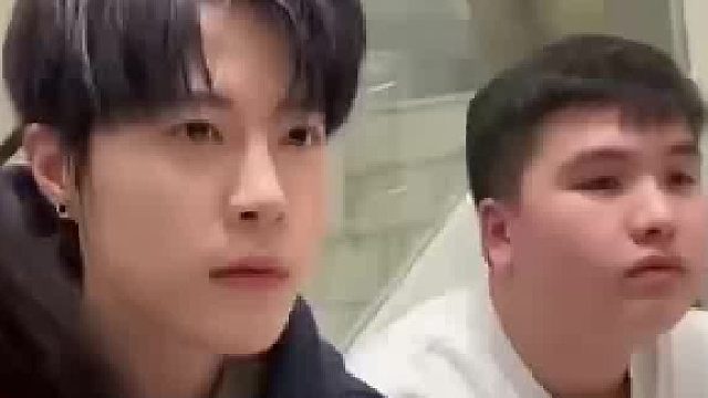 妈妈发视频给儿子找对象，没想到被女儿抢了镜