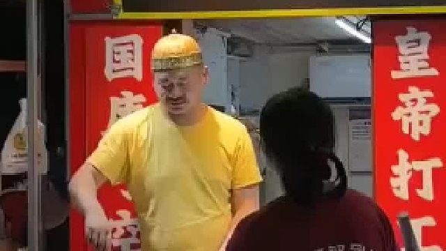 网友调侃：陈建斌没法告他，因为他用自己照片