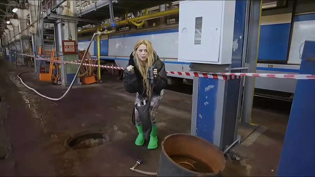 地铁站极限捉迷藏，都市忍者终极伪装，猎人首秀遭遇最大挑战