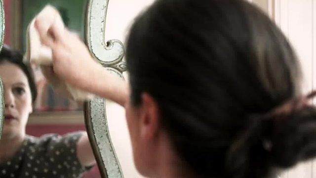 妇因夫叛化恶魅，咒其后为画灵。