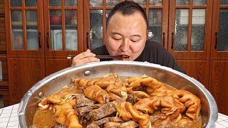 我宣布，鹵煮是碳水愛(ài)好者的快樂(lè)星球,炫鹵煮的快樂(lè)，太快樂(lè)了。