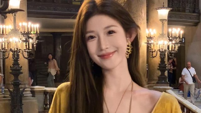 在巴黎歌剧院 被老外疯狂夸夸中式服装真美