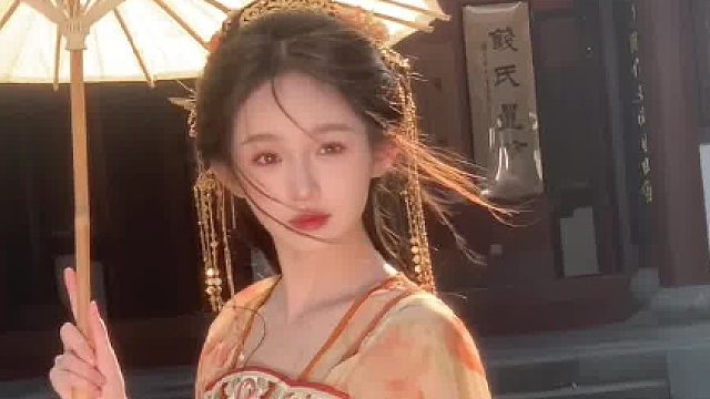 父皇，我要嫁给我喜欢的人