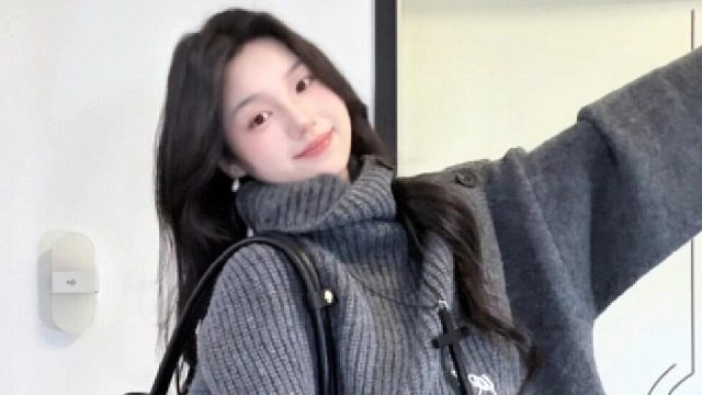 好日常通勤的一套 开衫有两种穿法 慵懒舒适