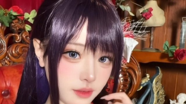 好白，我说的是裙子