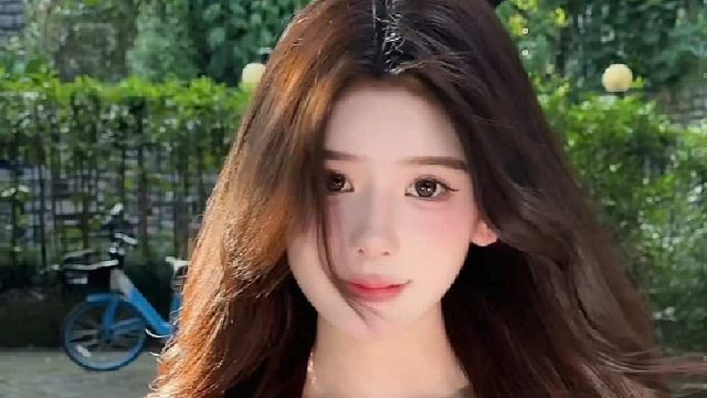 想在你身边 拥有黏人的头衔