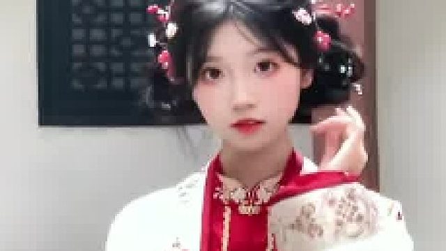 金风玉露一相逢，便胜却人间无数