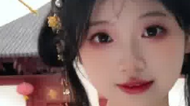 我只怪 江南烟雨丝丝缕缕 浸染了我思绪…