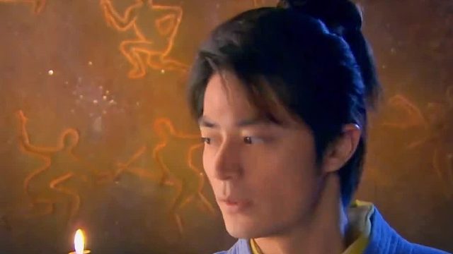 风清扬现身，指点令狐冲华山剑法