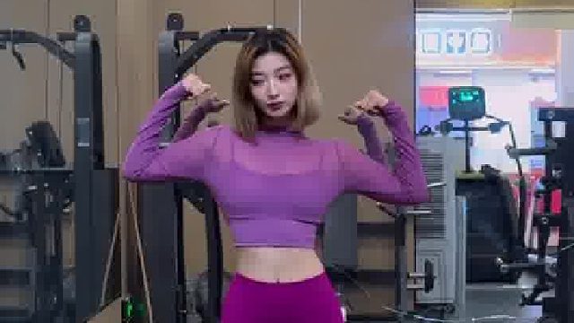 配硬曲这一块的。