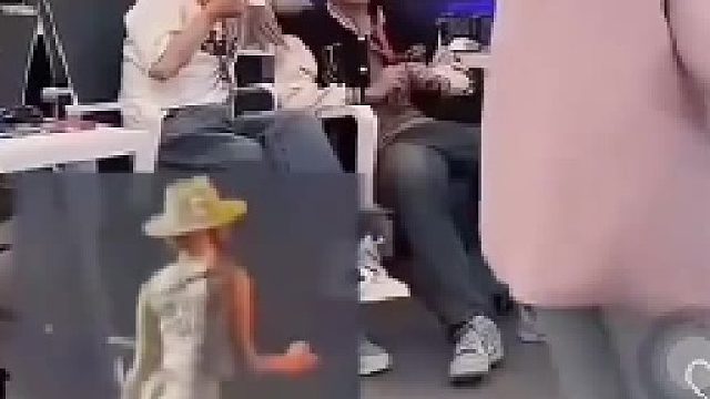 模仿张元英还是男的厉害