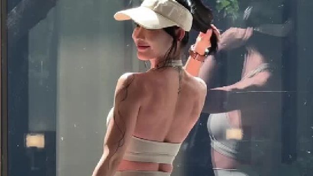 眼里只有对肌肉的渴望