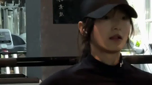 只有在专注自己的时候才会变得开朗好相处