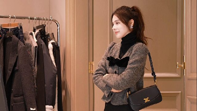 毛呢裙的穿搭分享