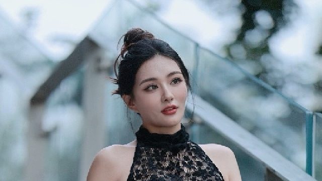 而那些昨日依然缤纷着