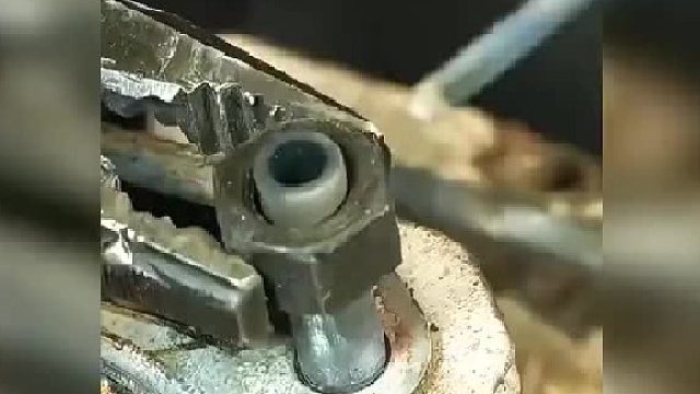 取螺丝难题有救了！这个方法简单又实用