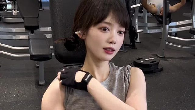 没事的 轻舟已经后空翻