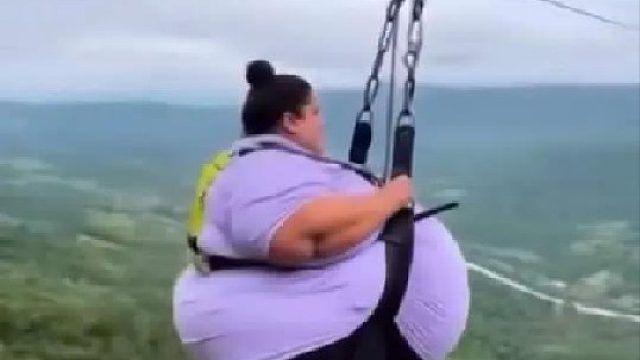 生命不应该在沉默中腐朽！应该在激情中燃烧！