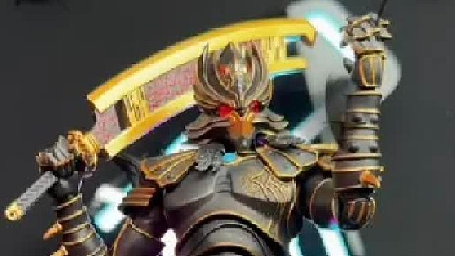 一集高达上亿日元！鸦KARAS手办分享