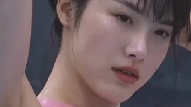 跳水女孩